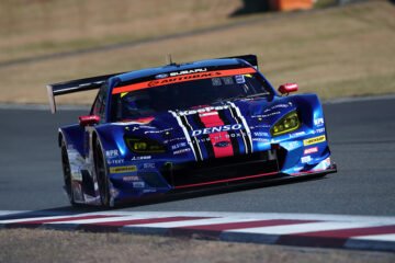 Subaru comemora sucesso no Super GT Japão 2025